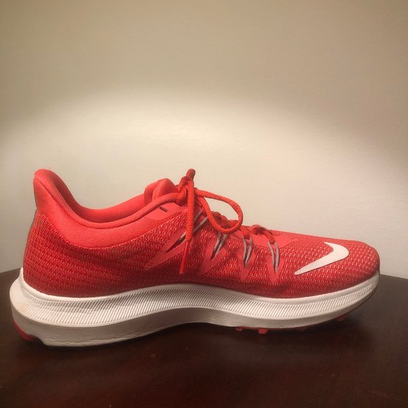 Nike running shoes (pink) - Picture 1 of 7